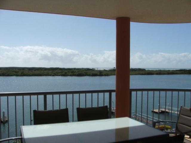 On The River Apartments Maroochydore Exterior foto