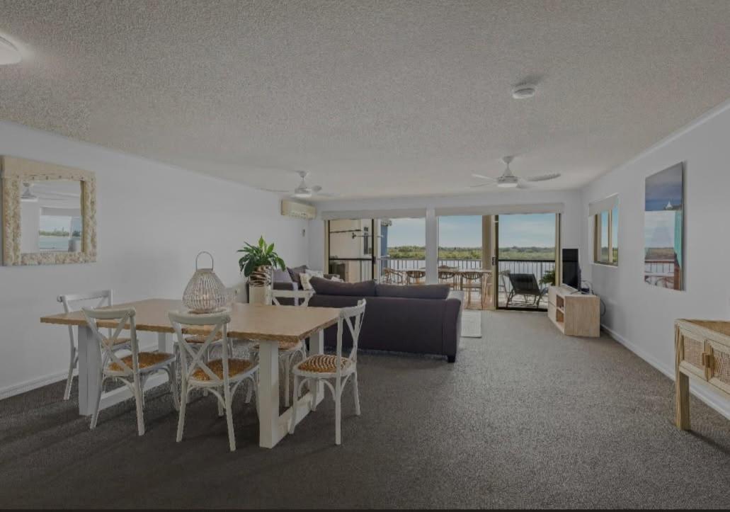 On The River Apartments Maroochydore Exterior foto
