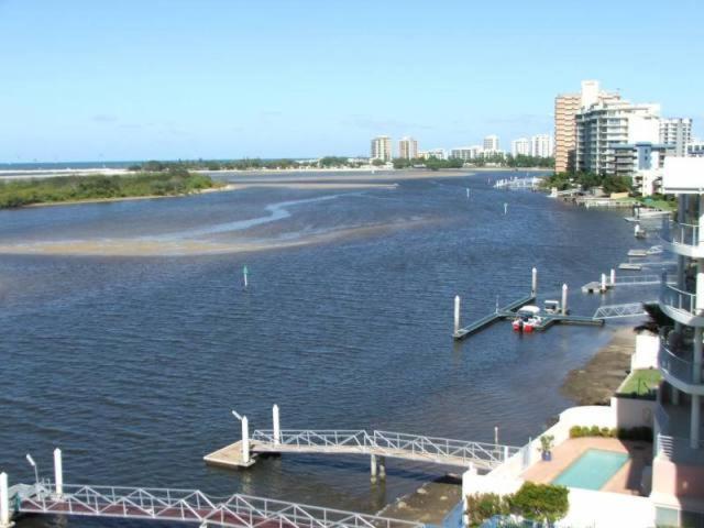 On The River Apartments Maroochydore Exterior foto